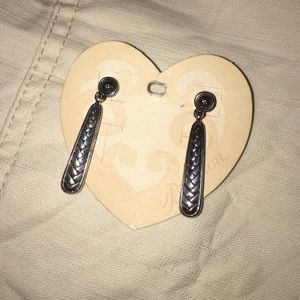 Brighton Earrings - Andorra style - New