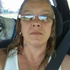 Meet your Posher, Annette