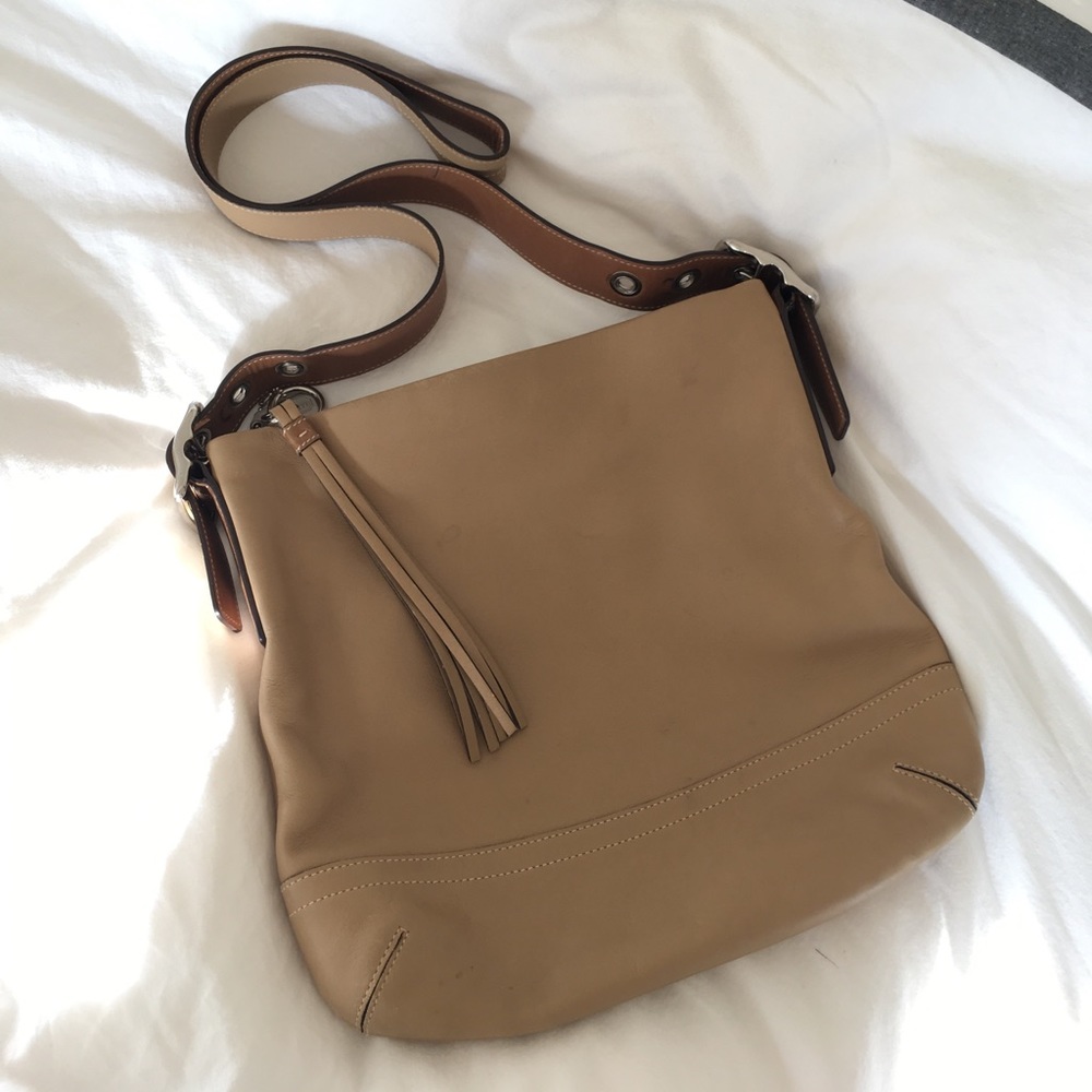 Coach Leather Light Camel Shoulder Bag