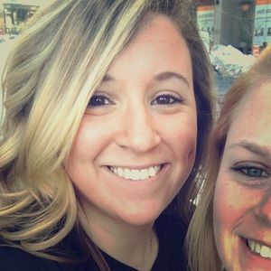 Meet your Posher, Christy
