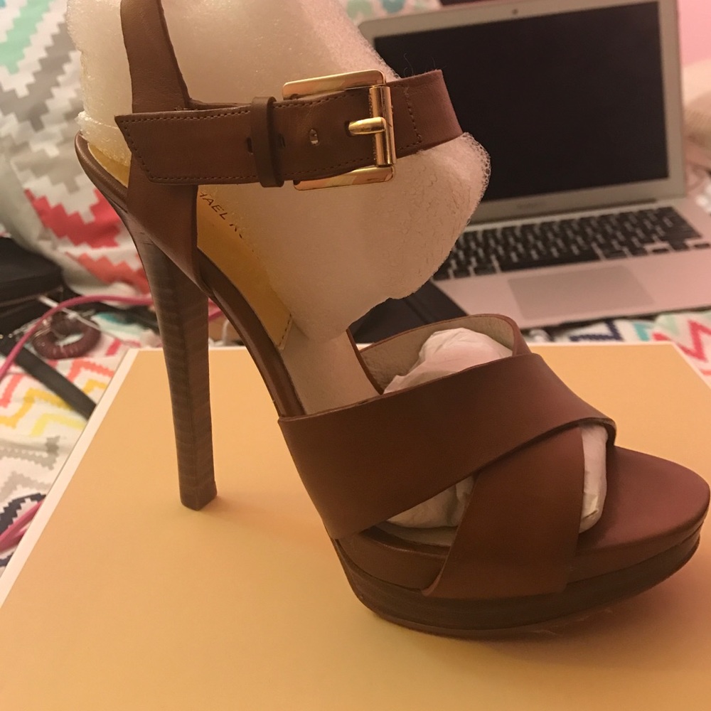 Michael Kors Brown open toe leather heel BRAND NEW