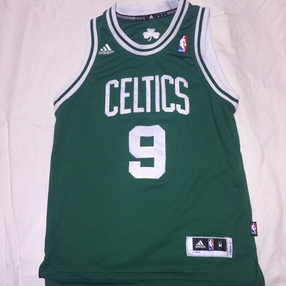 CELTICS JERSEY-- Youth Med. Rondo #9 - Picture 1 of 2