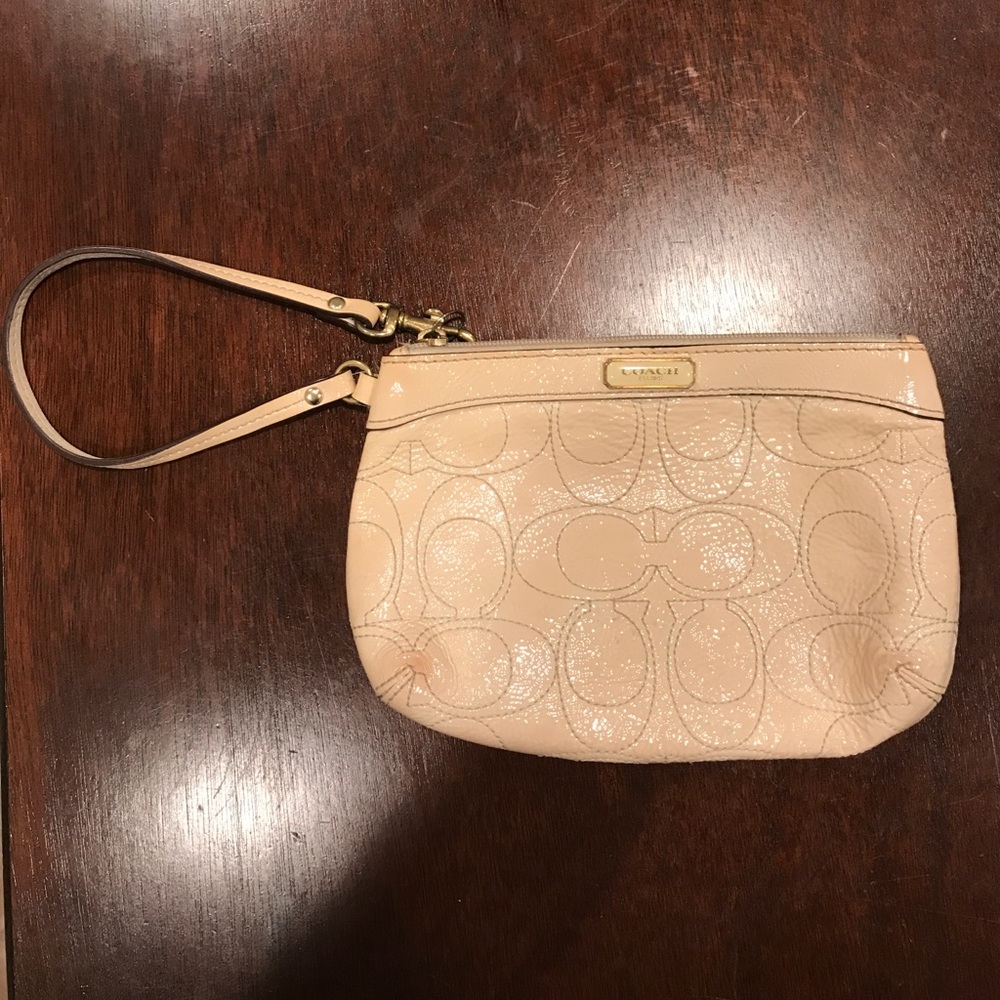 Coach Wristlet Cream