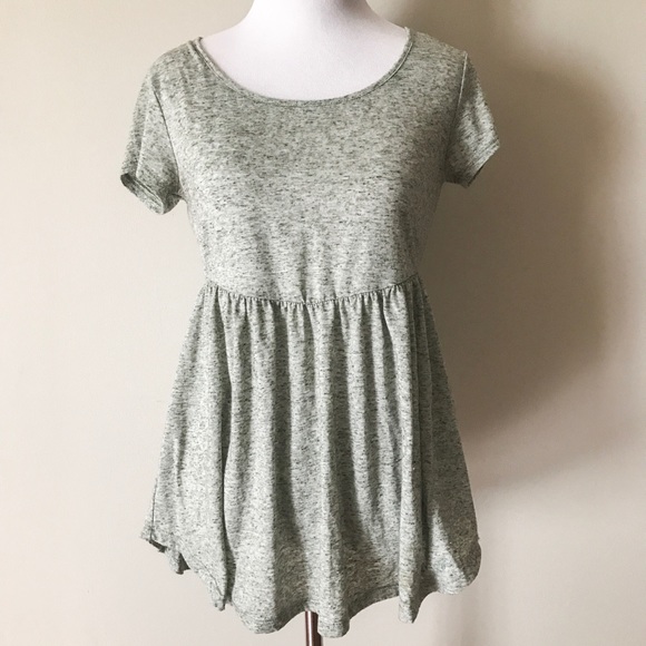 Lily White Tops - ‼️$10‼️ Lily White Babydoll Peplum Top