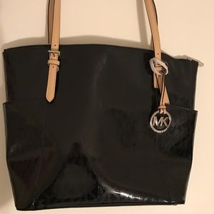 Michael Kors Jet Set Tote