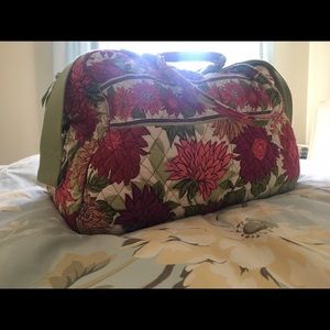 Vera Bradley - Hello Dahlia Weekender Travel Bag