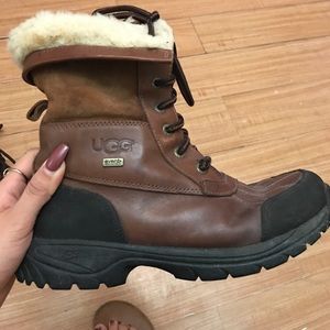 Ugg snow boots