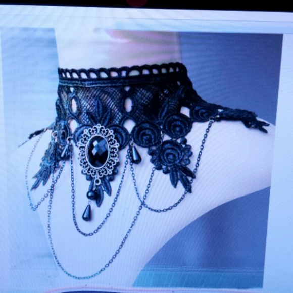 Victorian black lace Lolita collar gothic choker - Picture 2 of 2