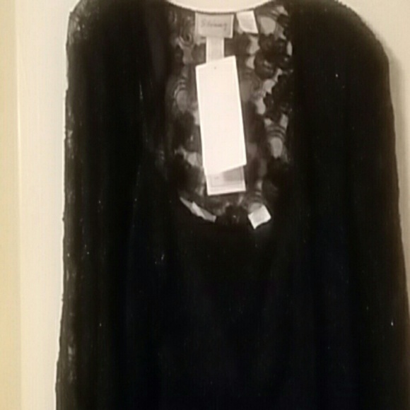 Formal dress - Picture 2 of 2