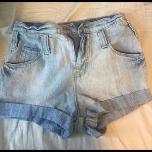 high waisted light wash BDG jean shorts