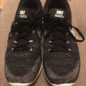 Nike Flyknit Lunar 3