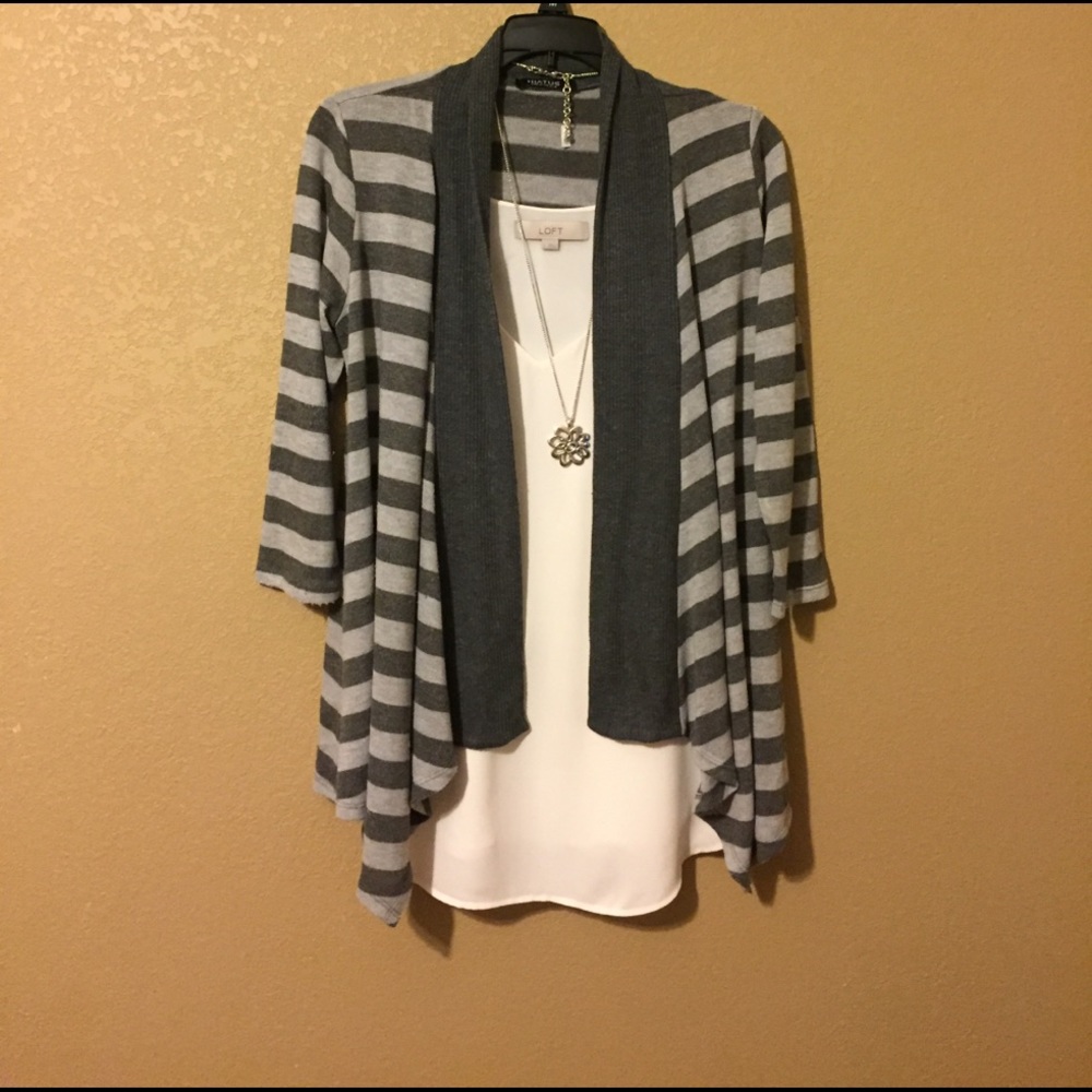 Gray striped cardigan in LARGE.