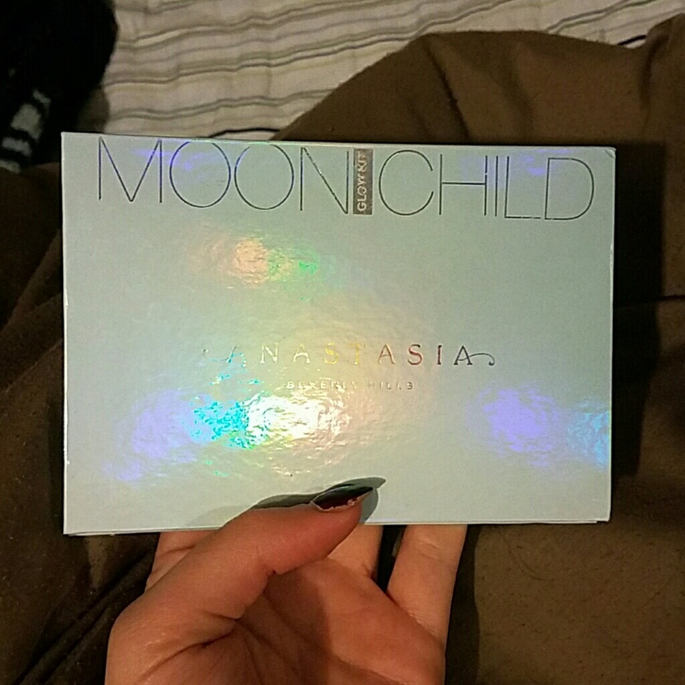 Anastasia Moon Child Glow Kit