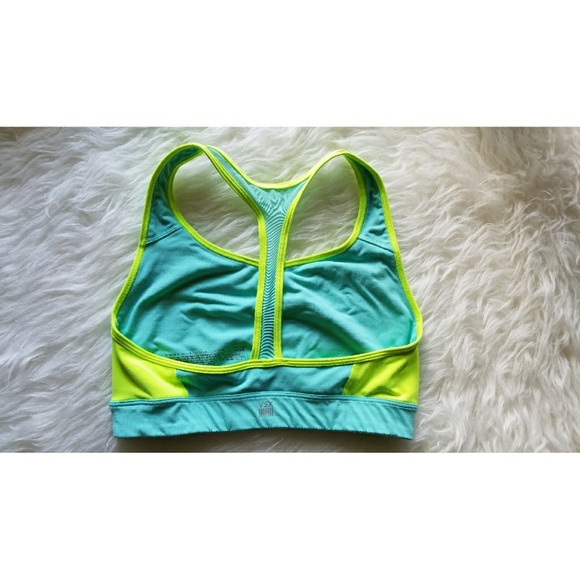 Victoria's Secret VSX Sports Bra - Picture 2 of 3
