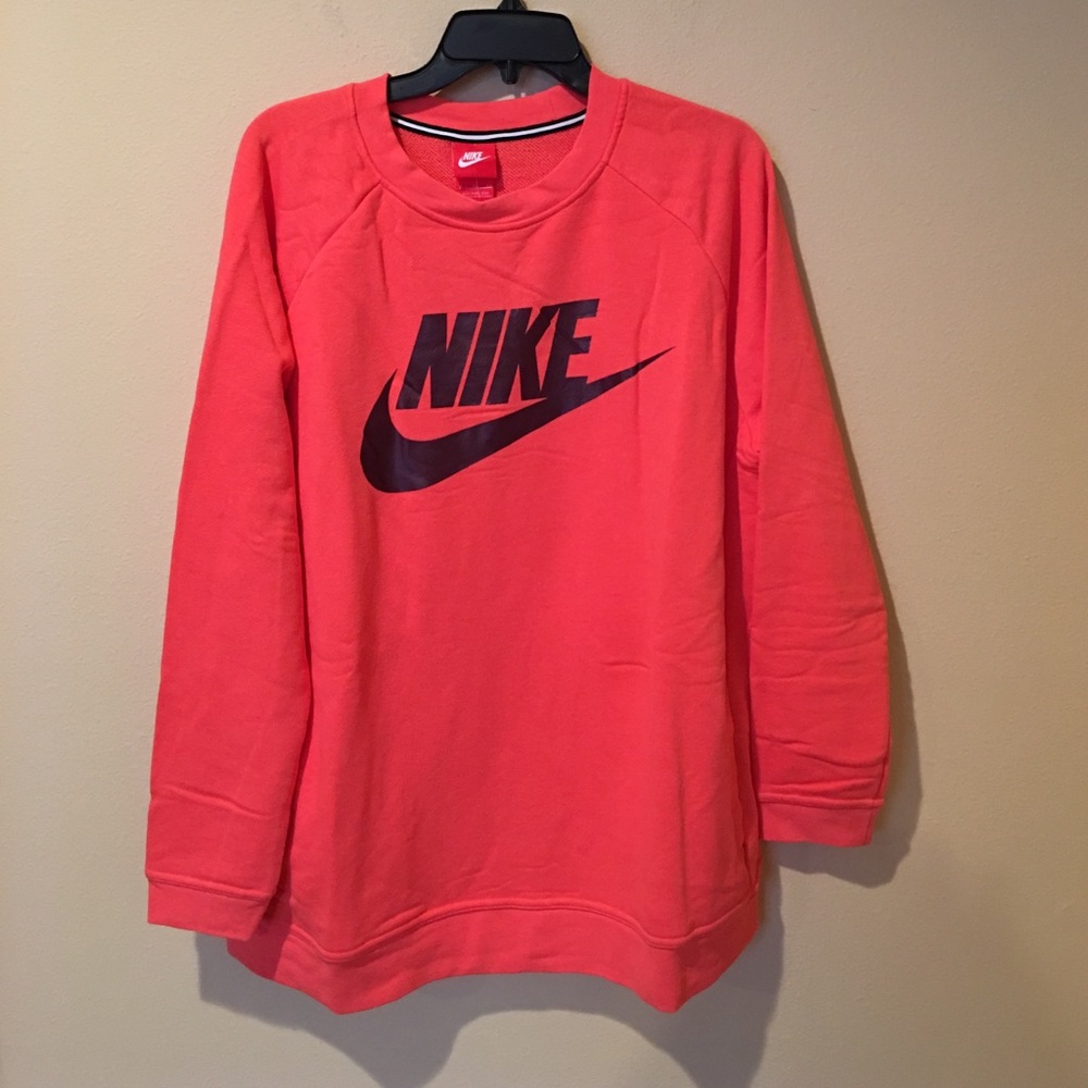 Nike sweatshirt - Picture 2 of 4