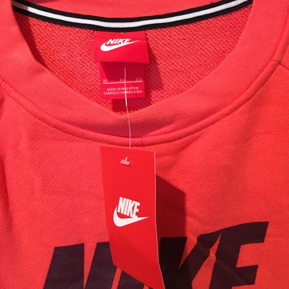 Nike sweatshirt - Picture 3 of 4
