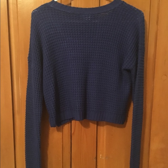 Medium royal blue long sleeve crop top sweater - Picture 2 of 2