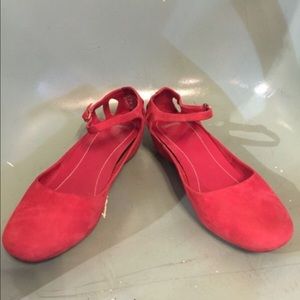 Campers brand red suede shoes size 8