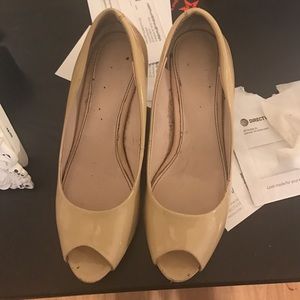 Vince camuto nude heels