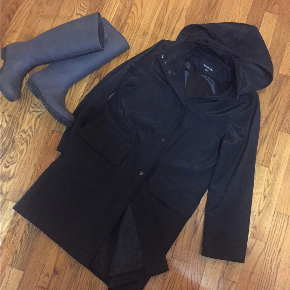 Jones NY Small black raincoat brand new