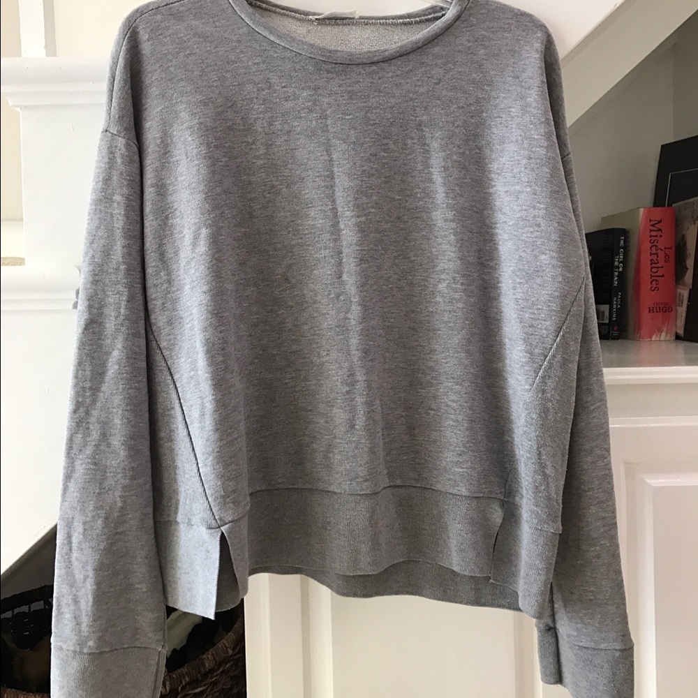 Grey sweatshirt