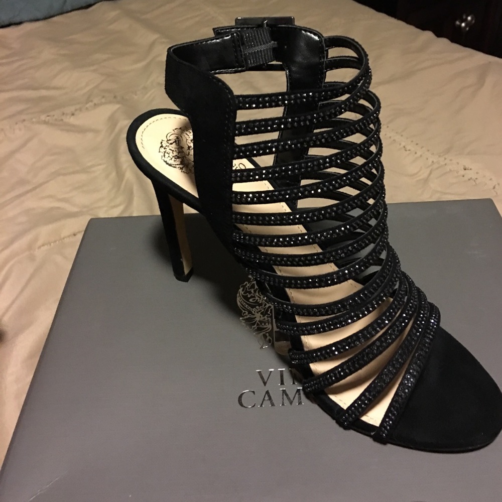 Vince Camuto dress heel