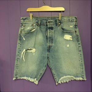 Levi's 501 boyfriend shorts