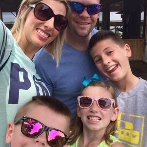 Meet your Posher, Evan nicole