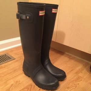 Hunter rain boots tall