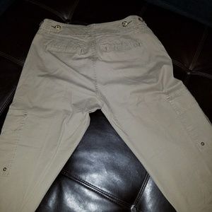 Cabi cargo capris
