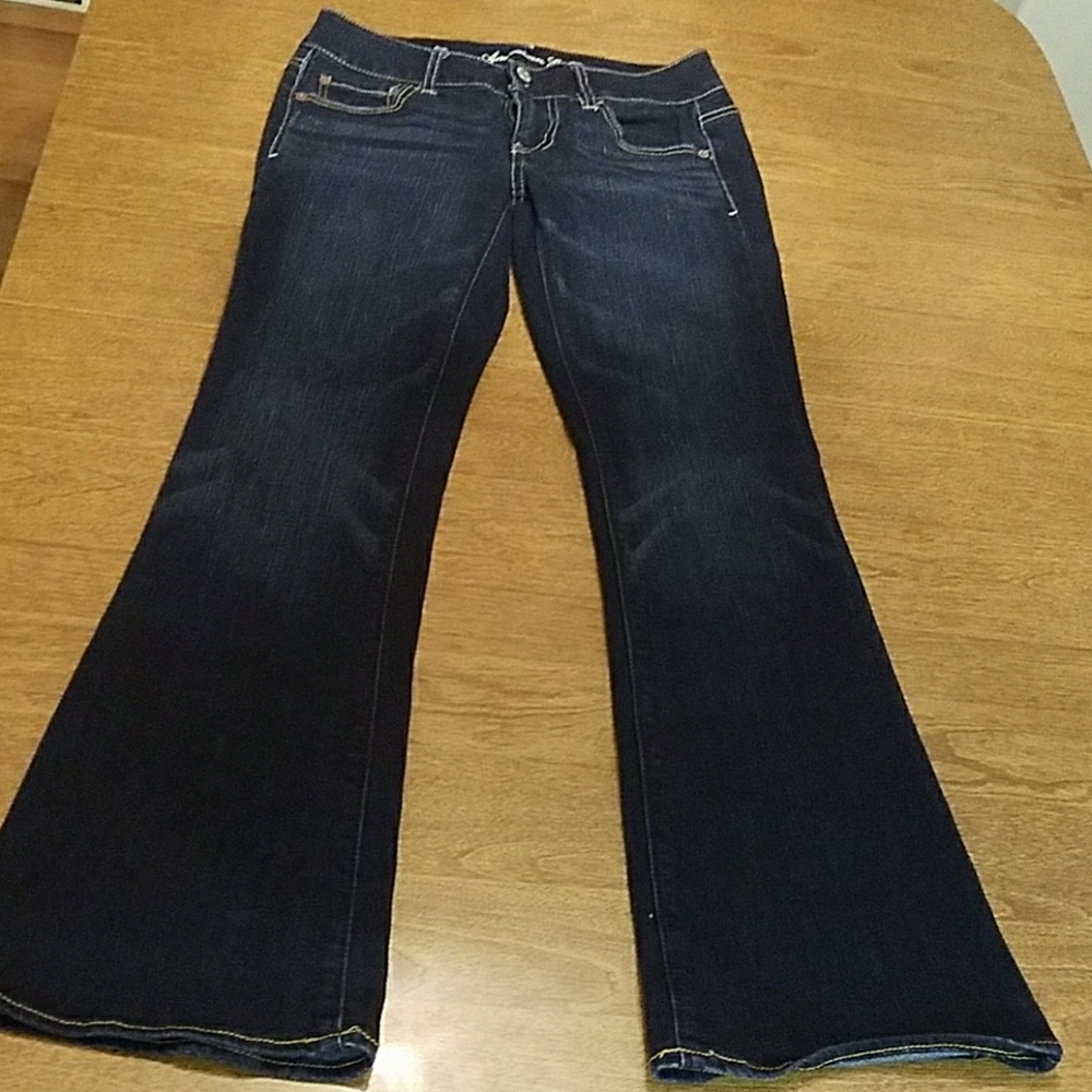 Artist size 4 short American Eagle Jeans