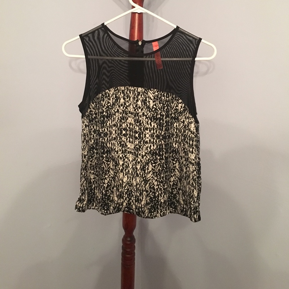 Lord & Taylor top