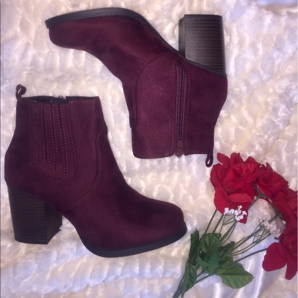 Shoes - Maroon suede booties with block heel