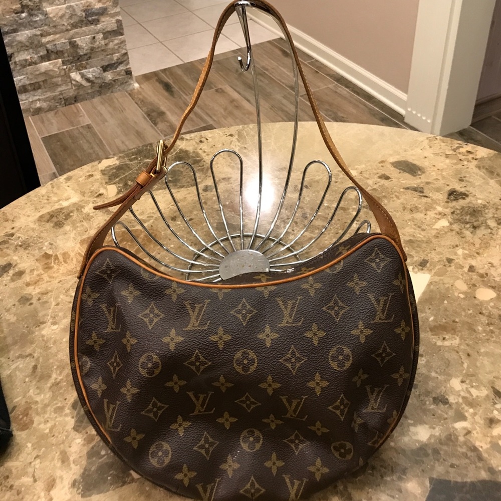 Authentic Louis Vuitton purse