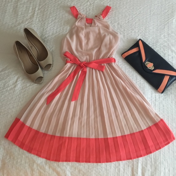Ya Los Angeles Dresses & Skirts - [YA Los Angeles] Coral and Blush Pleated Dress