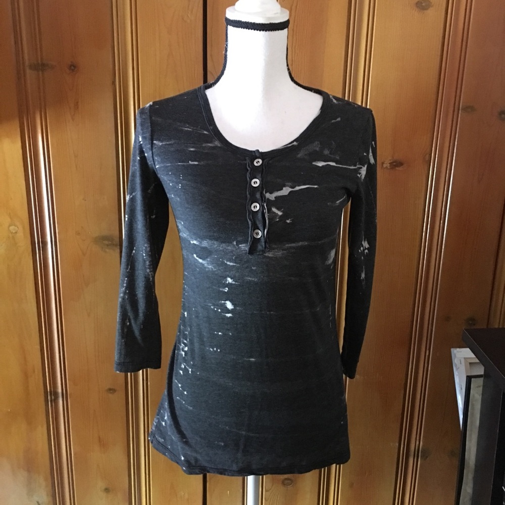 🌸Reduced!🌸 BKE 3/4 length sleeve henley