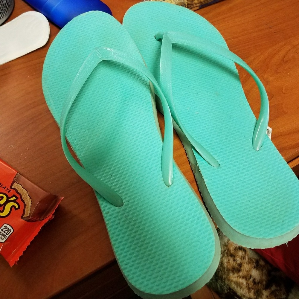 Flip flops