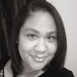 Meet your Posher, Raquel