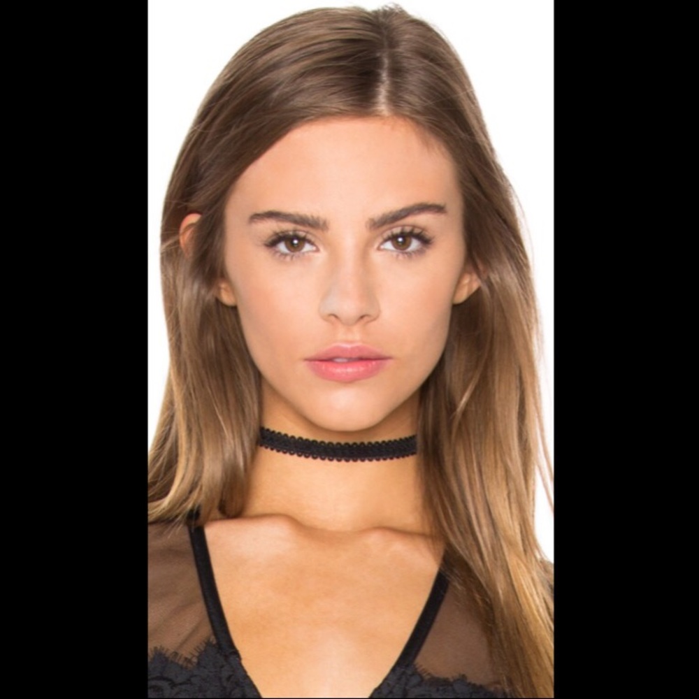 Vanessa Mooney 🌙 Black Lace Basic Choker