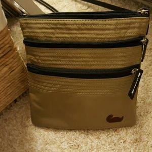 💯✔ Dooney and bourke crossbody bag