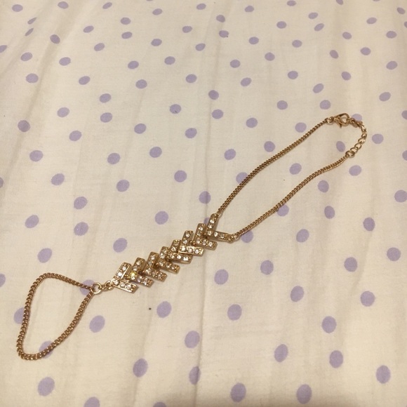 GOLD HAND ORNAMENT ✨⭐️ - Picture 3 of 4