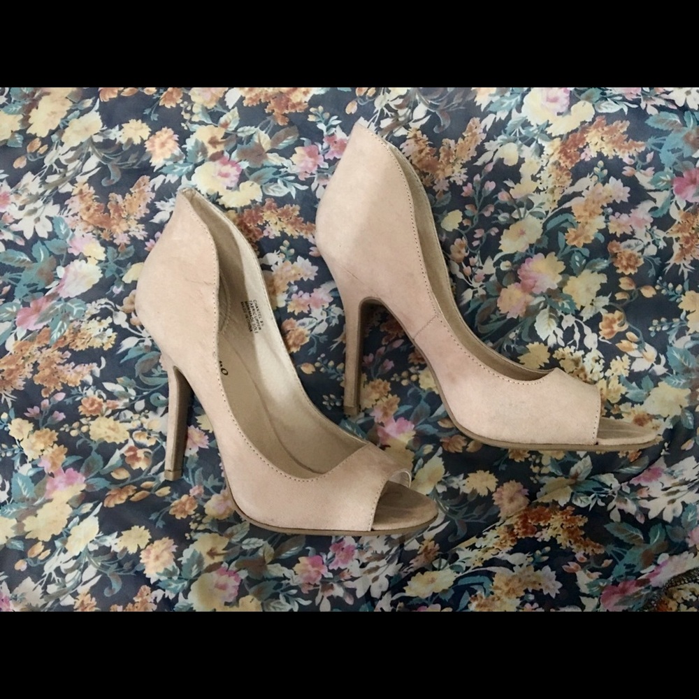 Zigi Soho Chantel Nude Pumps