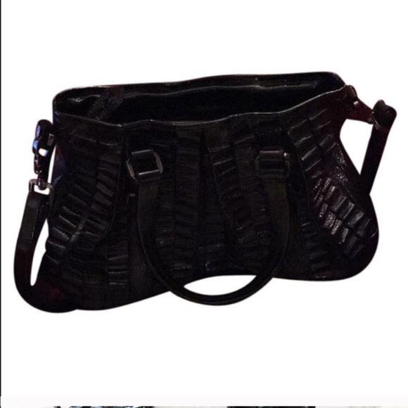 Authentic Burberry Pleated Patent Leather Tote Bag - Picture 3 of 8