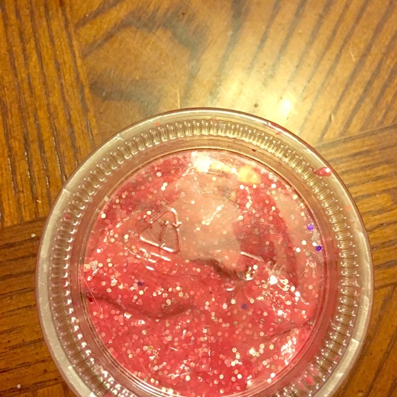 24/7 Comfort Apparel Other - Red rose slime ❣️