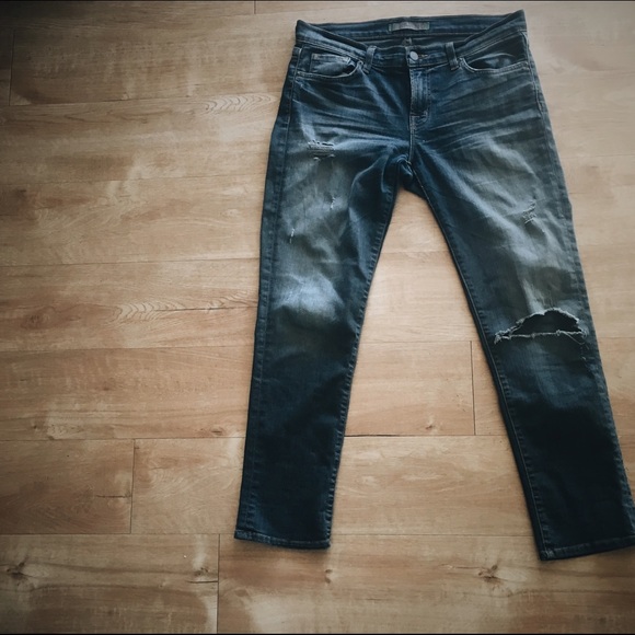 ⚡️FLASH SALE⚡️ J Brand Aoki Obsessed Boyfriend Distressed Jeans - Picture 5 of 8