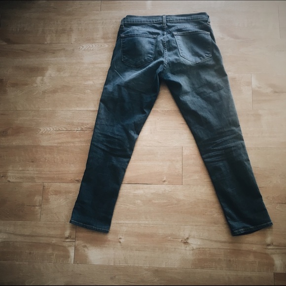 ⚡️FLASH SALE⚡️ J Brand Aoki Obsessed Boyfriend Distressed Jeans - Picture 6 of 8
