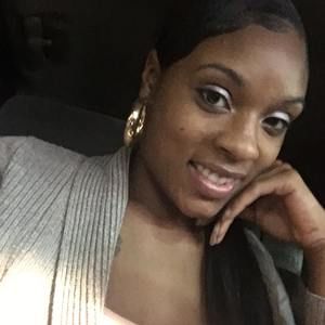 Meet your Posher, Lydia