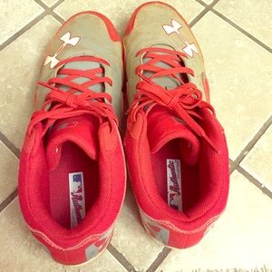 Men's Under Armour baseball cleats