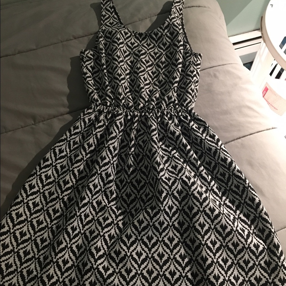Black and white dress