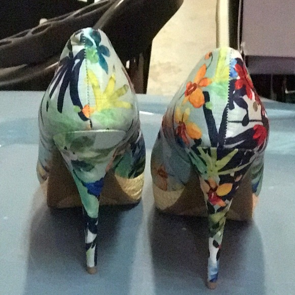 Brand New Apt 9 Heels 👠 - Picture 3 of 4